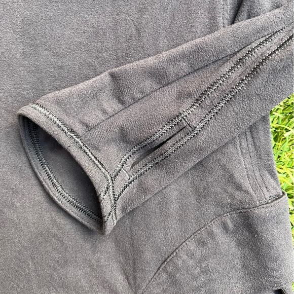 Lululemon Urbanite Henley Long Sleeve Athletic Soft Shirttail Pleated Shirt 6 - Picture 5 of 11